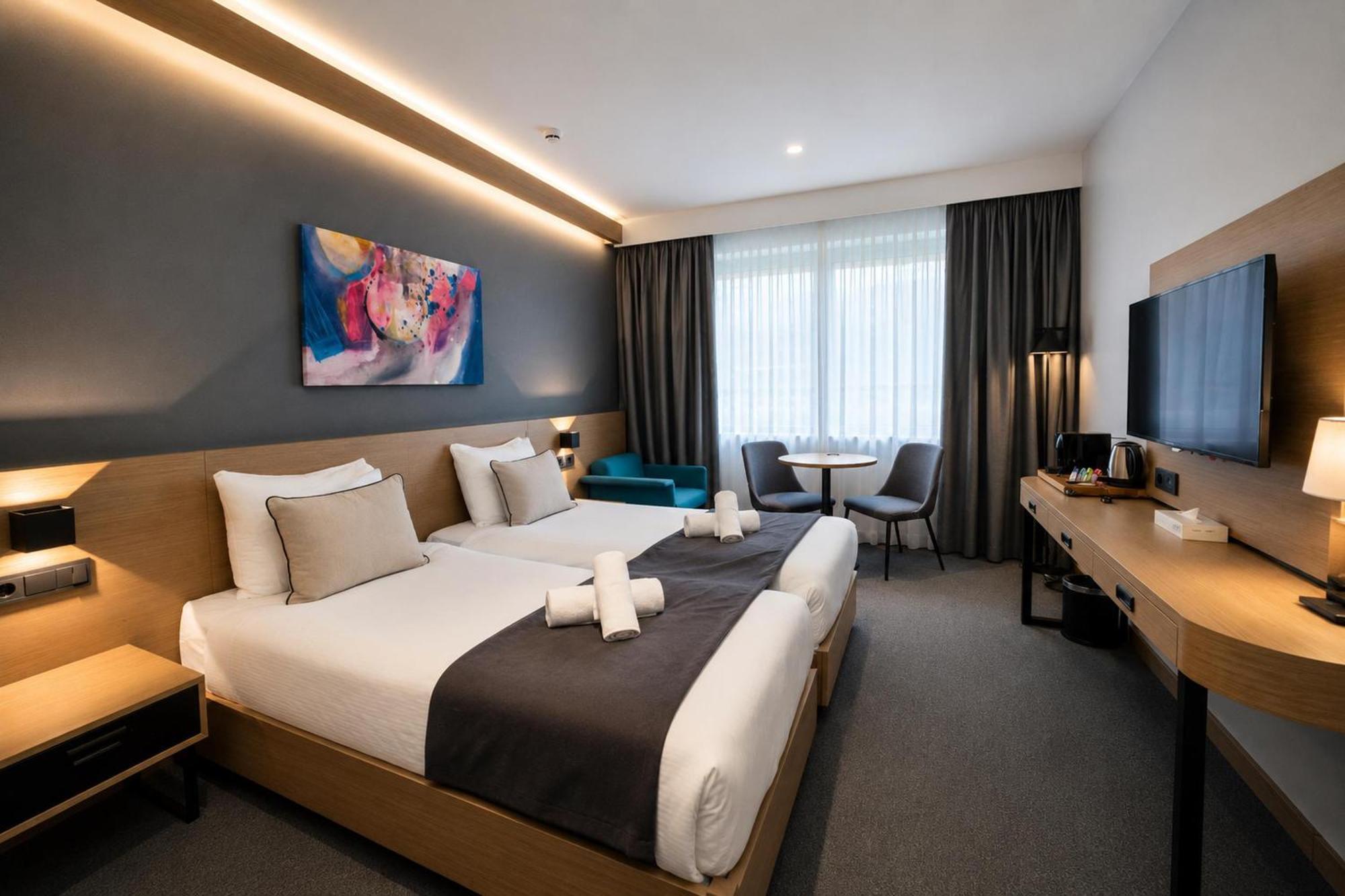 Comfort Twin Room Kitchenette